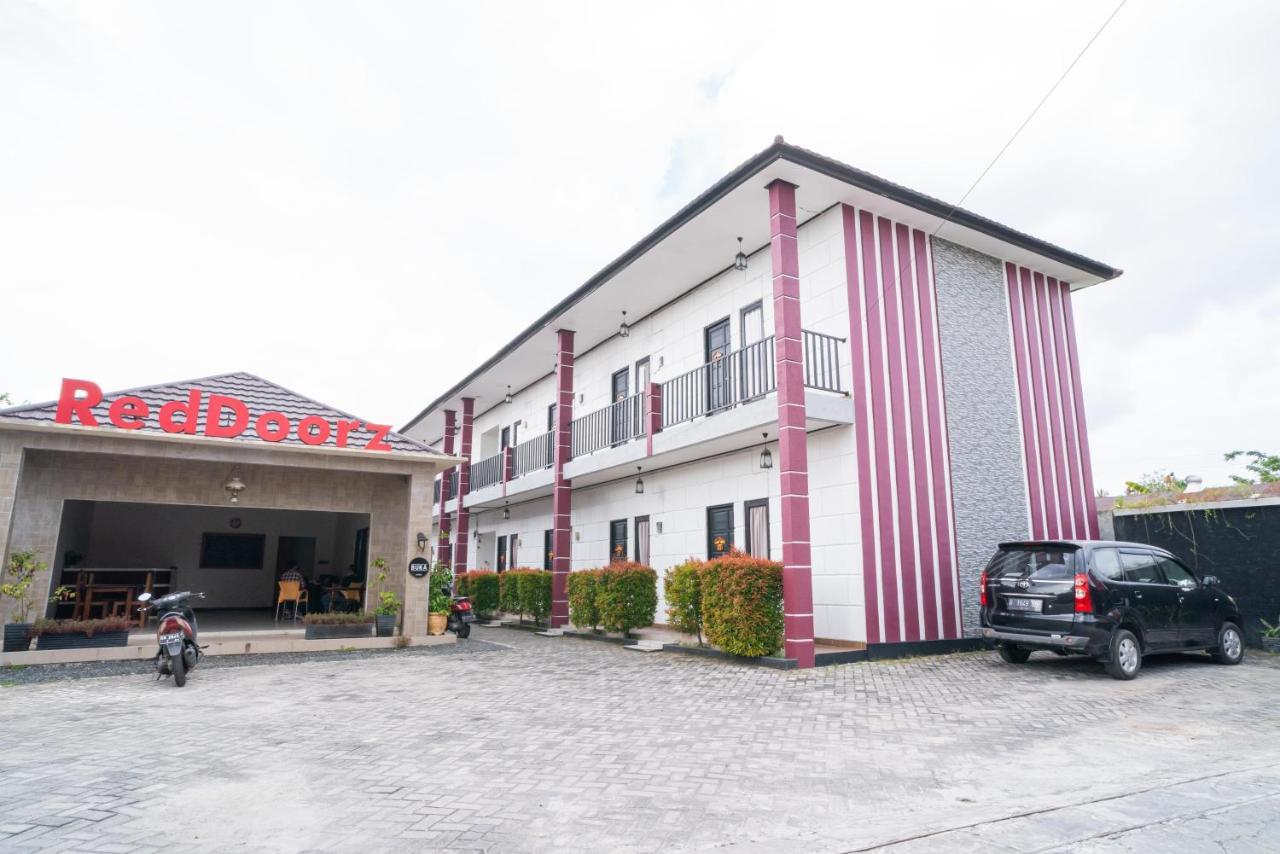 Reddoorz @ Wisma Pangrango Palangka Raya Dış mekan fotoğraf