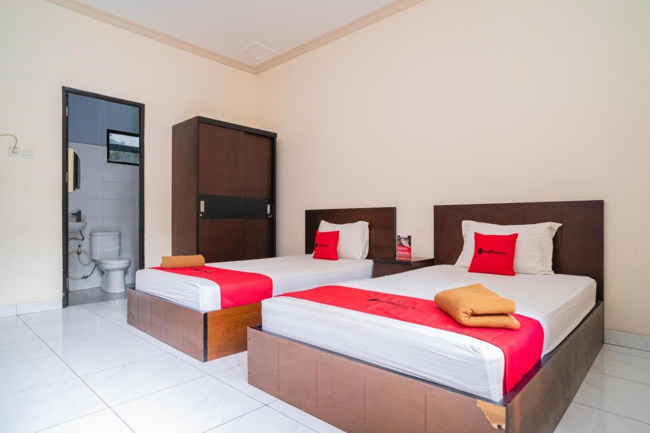 Reddoorz @ Wisma Pangrango Palangka Raya Dış mekan fotoğraf